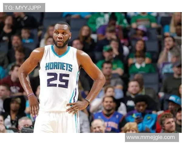 自由人对抗风暴精彩比分揭晓赛季巅峰对决引发热议